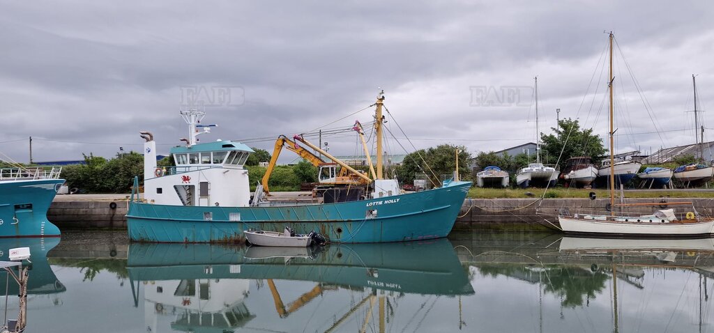 Maaskant mussel dredger